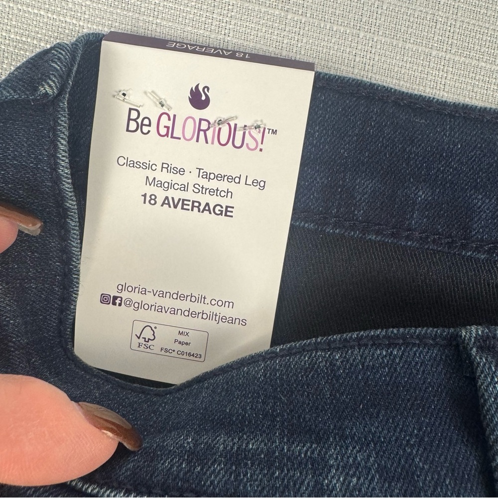 Gloria Vanderbilt Womens Amanda Slimming Jeans Blue Stretch Denim 18 Average New - Picture 5 of 7